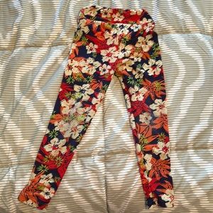 Lularoe kids leggings size S/M